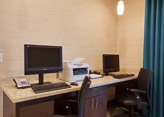 Holiday Inn Express Hotel & Suites Orlando East-Ucf Area By Ihg