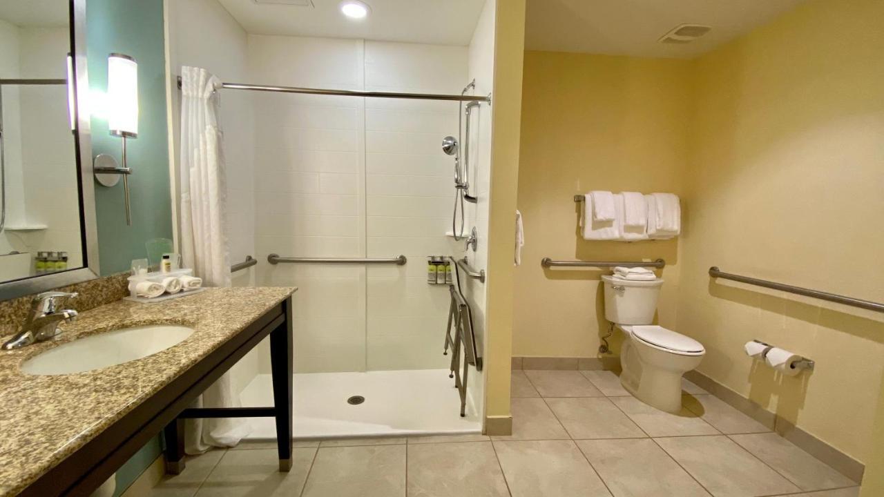 Hotel Express & Orlando East-ucf Area By Ihg 2*