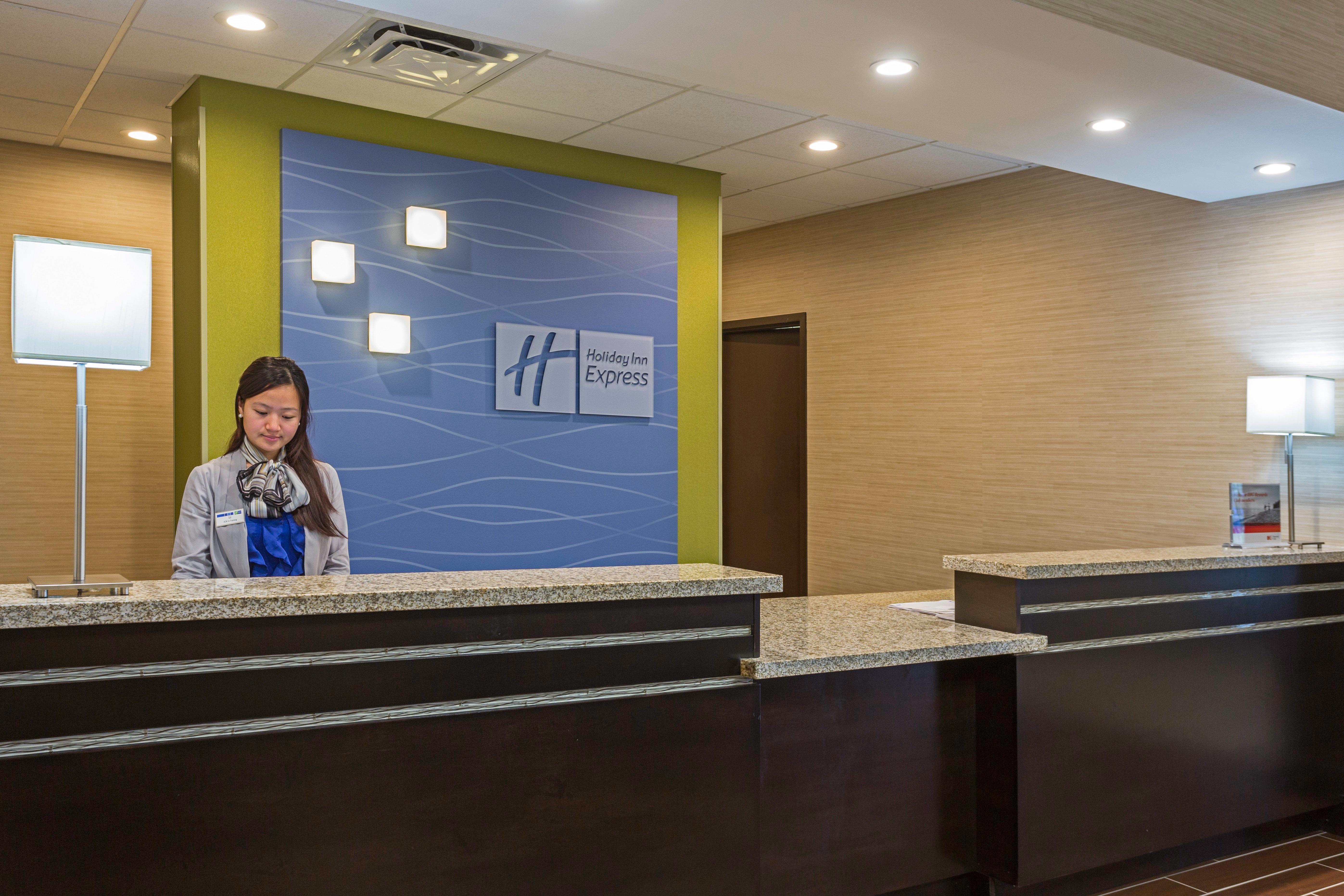 Express & Orlando East-ucf Area By Ihg Hotel